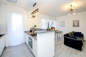 Virgo Suite Apartment - Italian Homing, Desenzano Del Garda